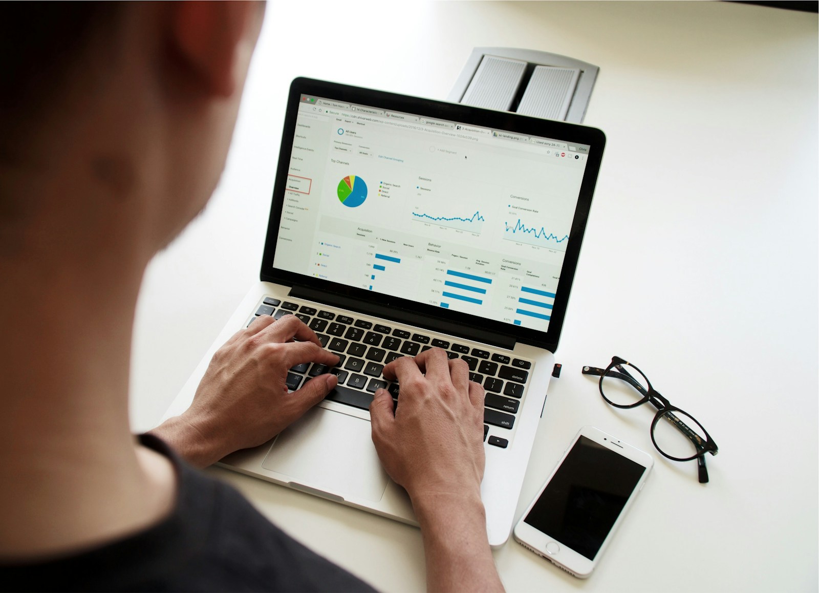 Generational analysis – age demographics in crypto adoption